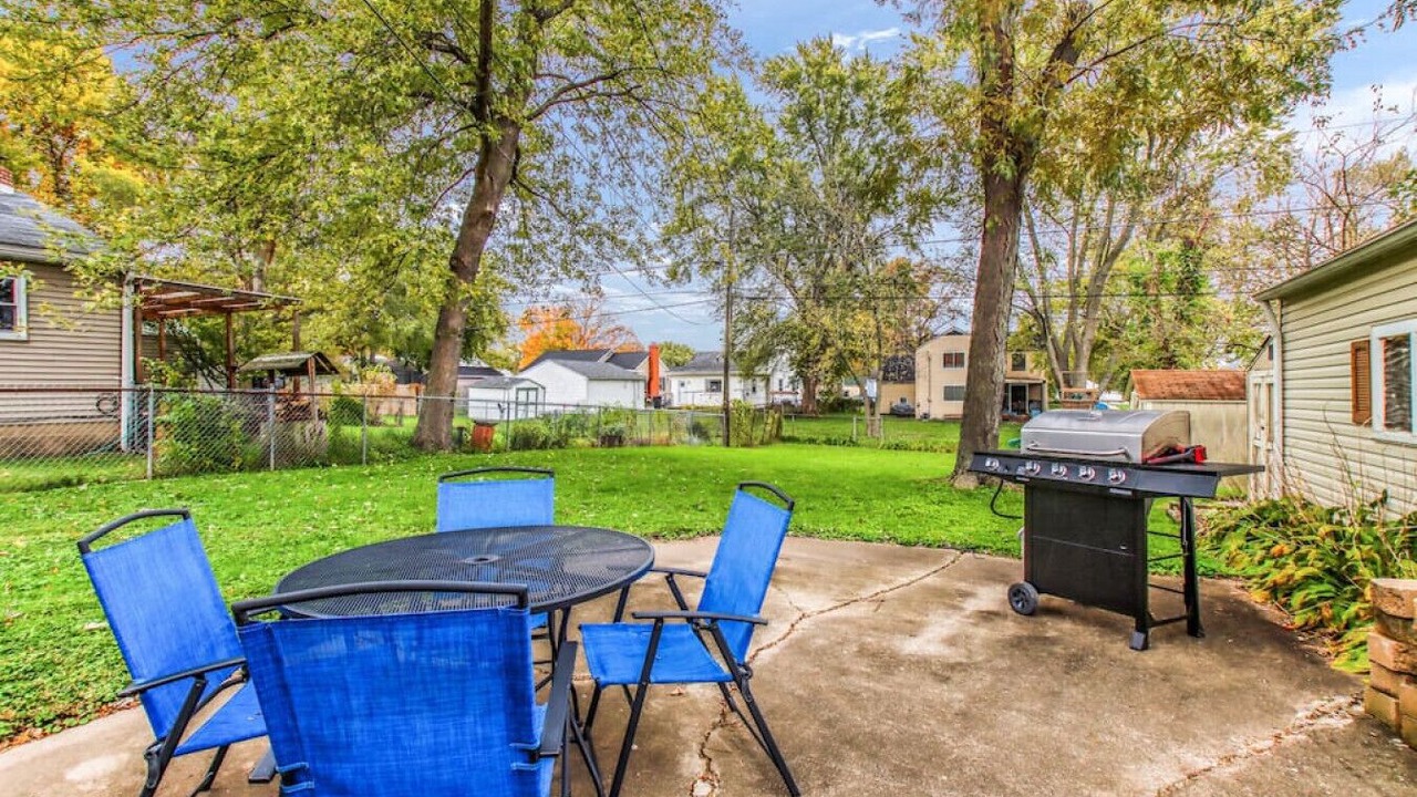 Photo of Outdoor in Peoria Heights