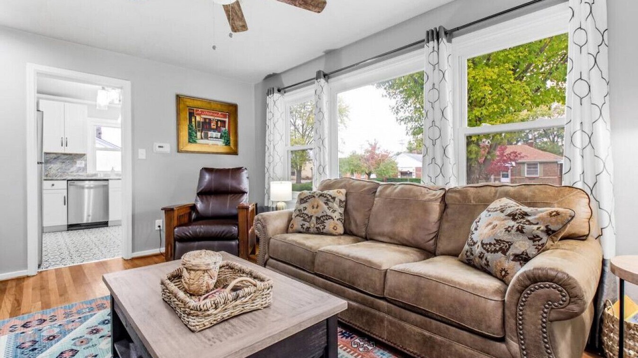 Photo of Livingroom in Peoria Heights