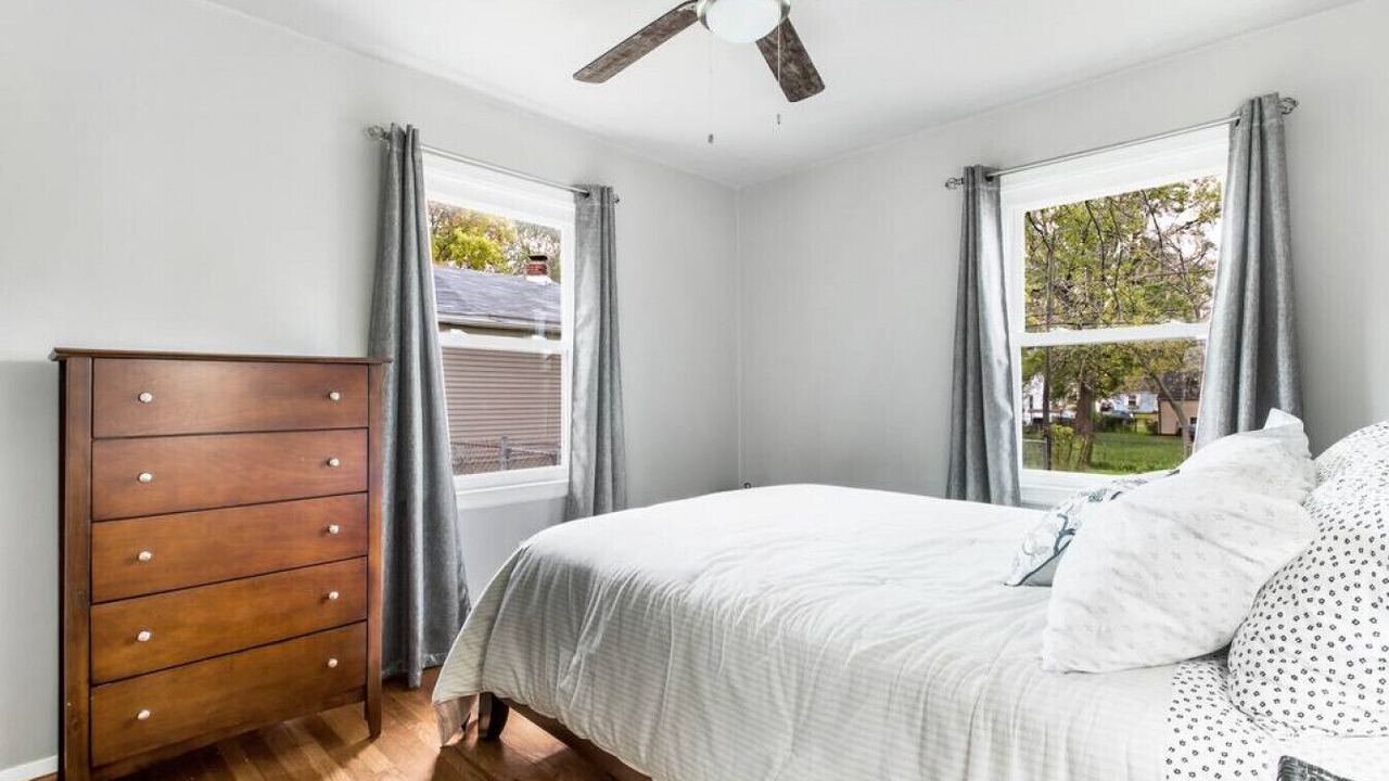 Photo of Bedroom in Peoria Heights