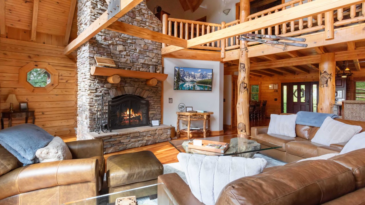 Photo of Livingroom in Seven Devils