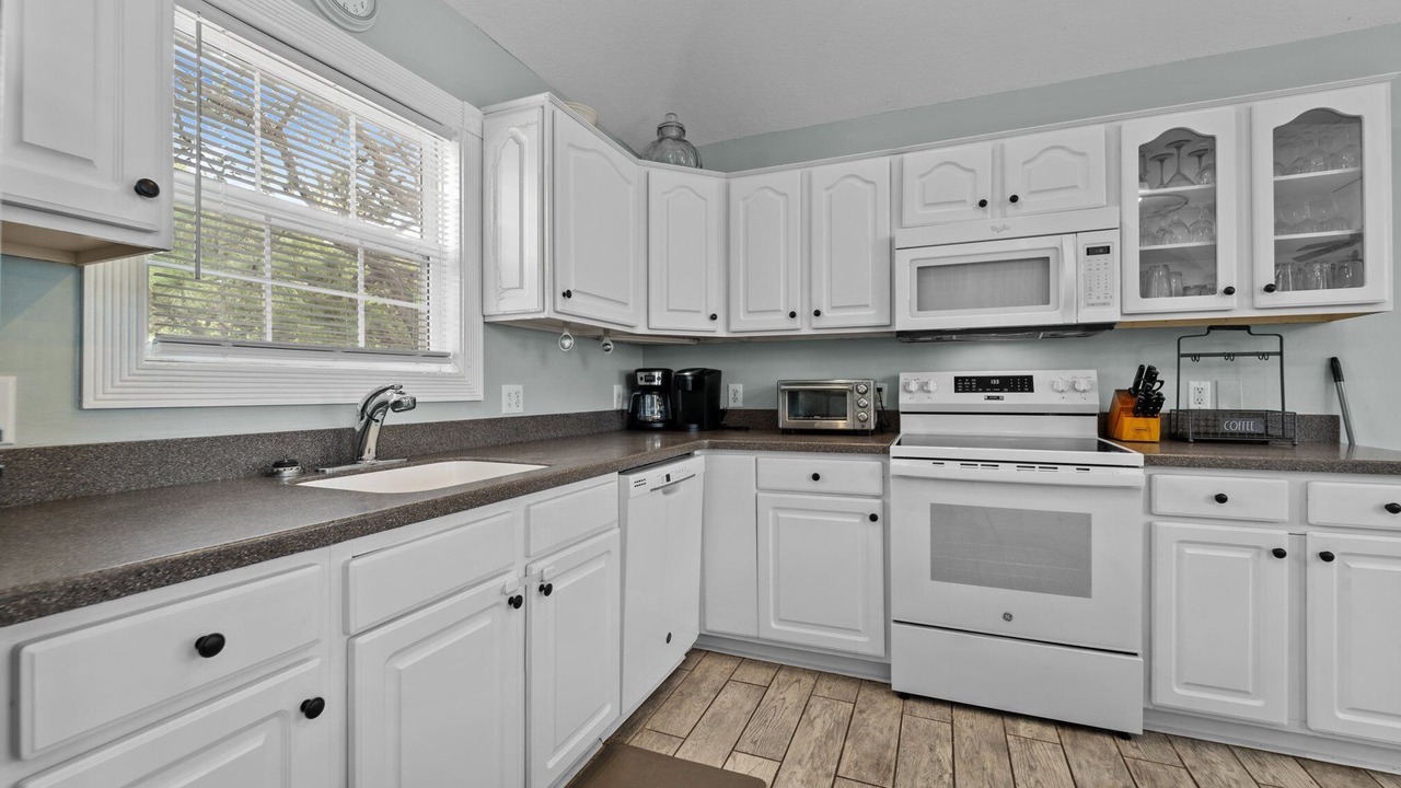Photo of Kitchen in Monteray Shores