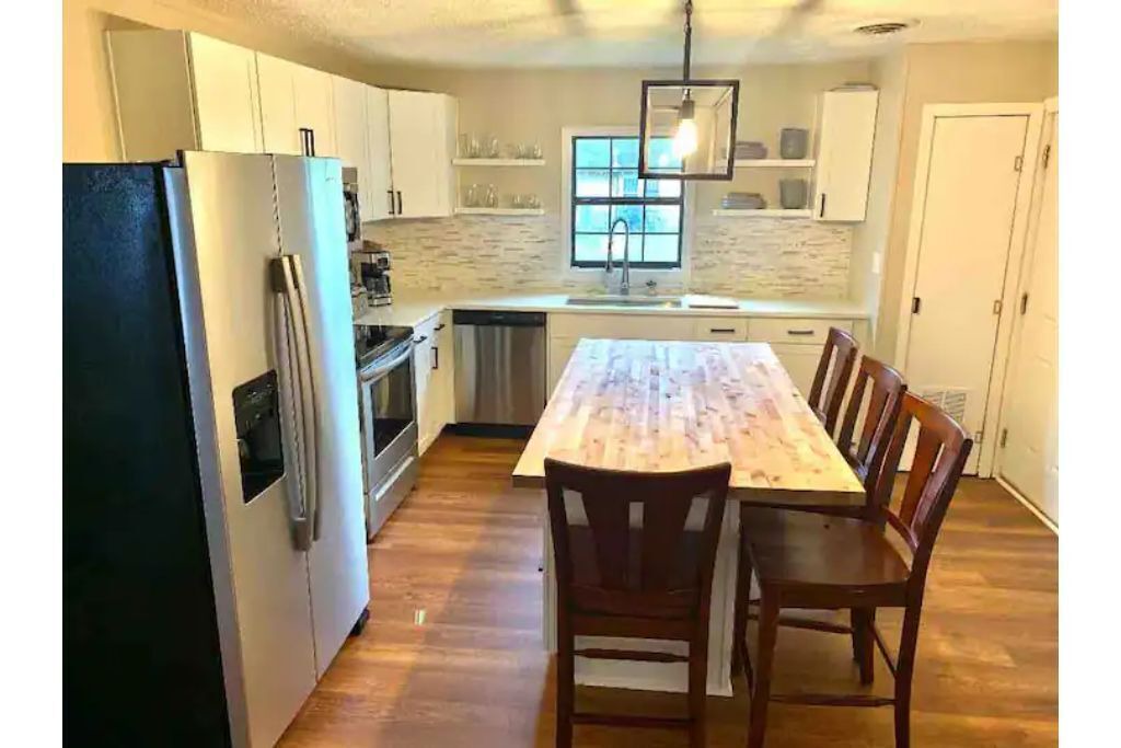 Photo of Kitchen in Crestline Heights