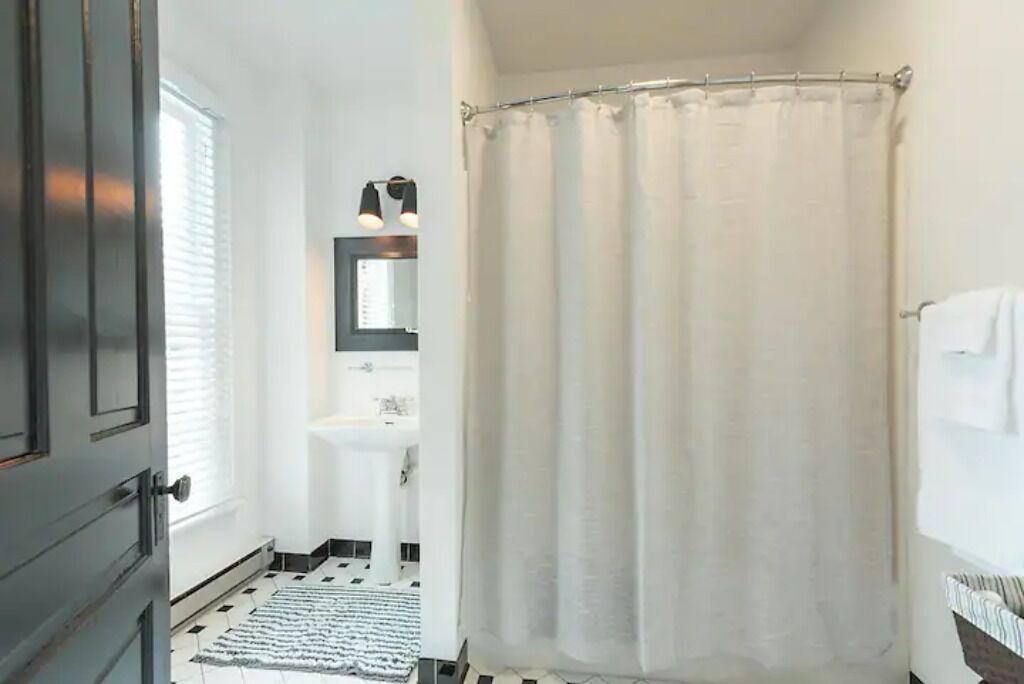Photo of Bathroom in Orange