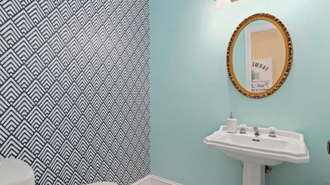 Photo of Bathroom in Secretary