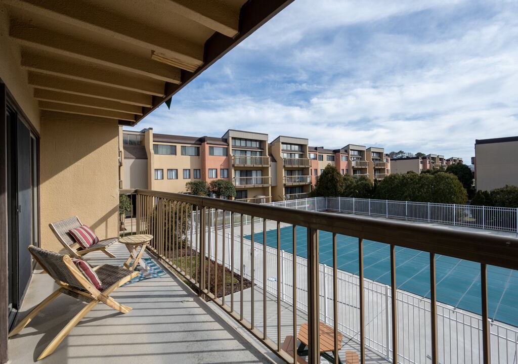 Photo of Patio Balcony in Caine Woods