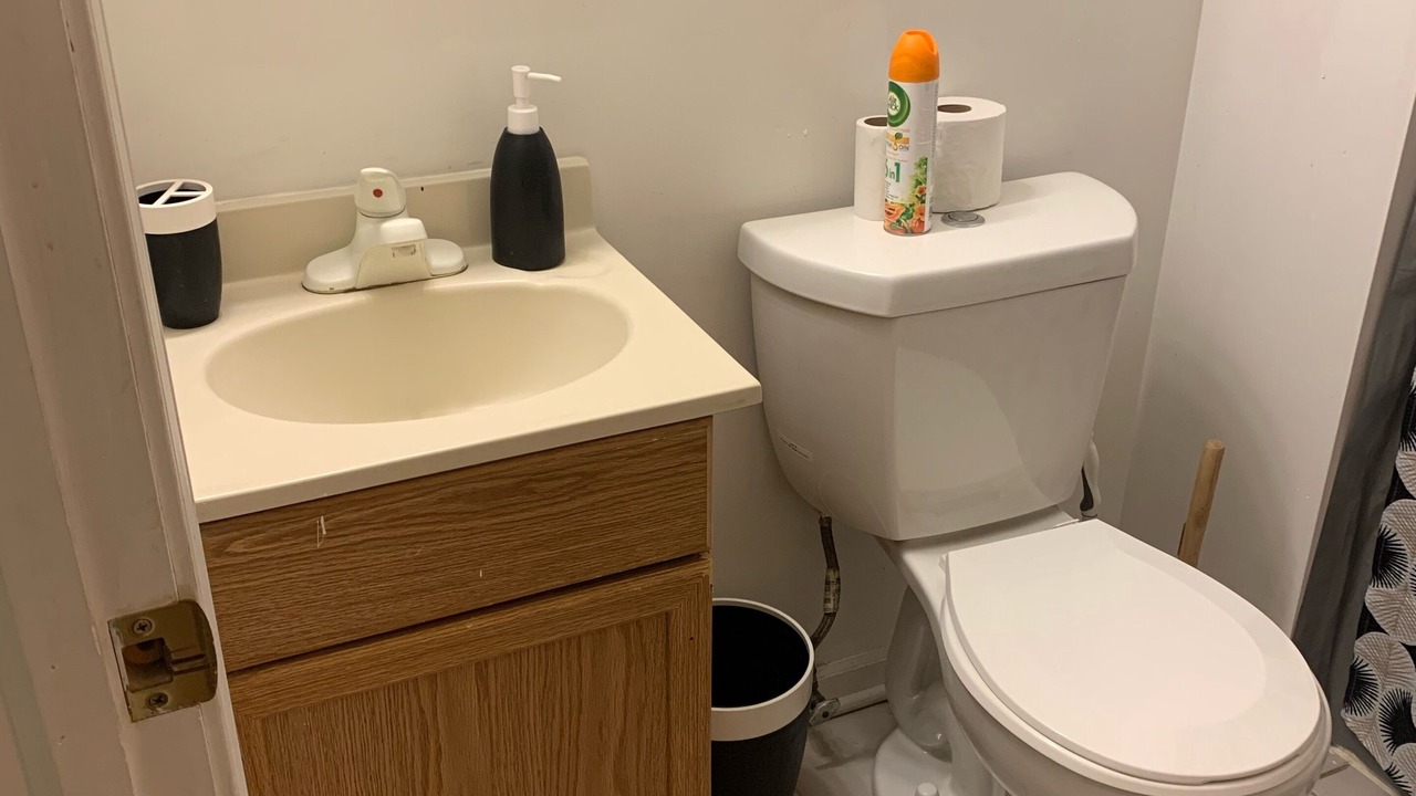 Photo of Bathroom in North Lawndale
