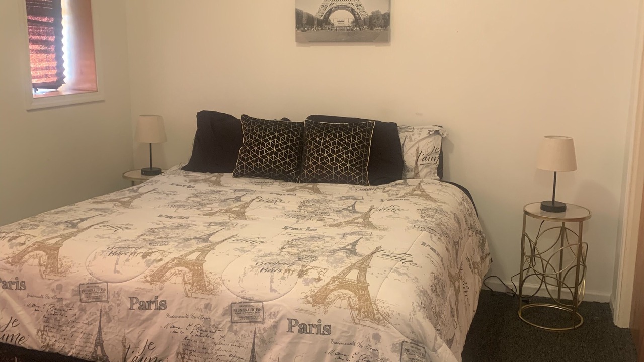Photo of Bedroom in North Lawndale