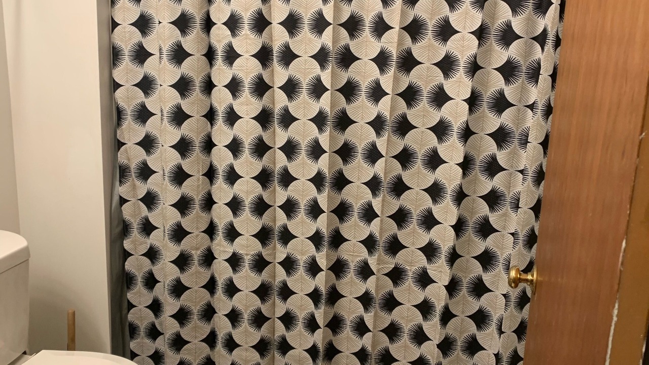 Photo of Bathroom in North Lawndale