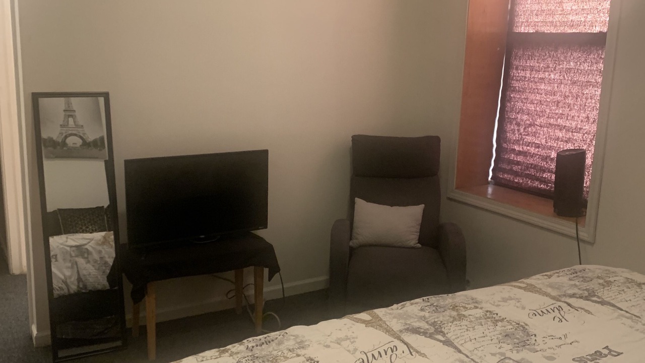 Photo of Bedroom in North Lawndale