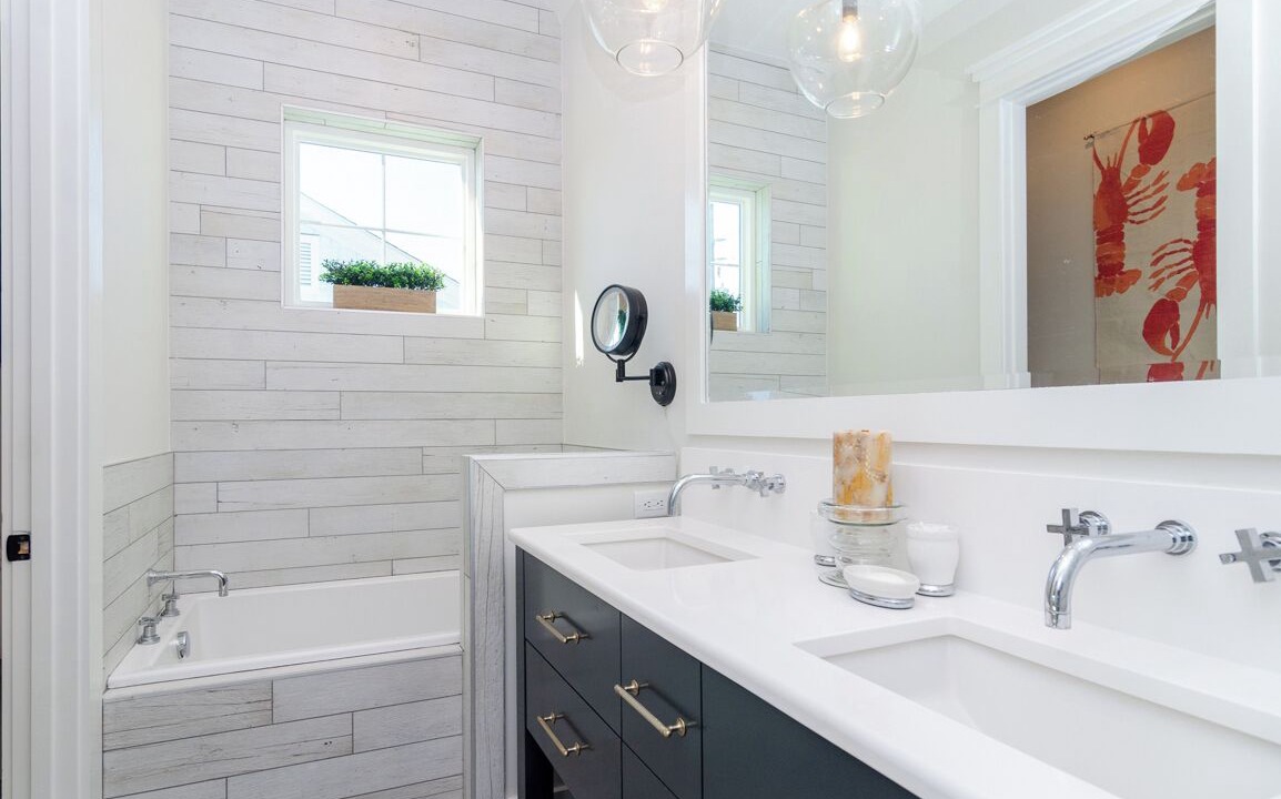 Photo of Bathroom in Wrightsville Beach