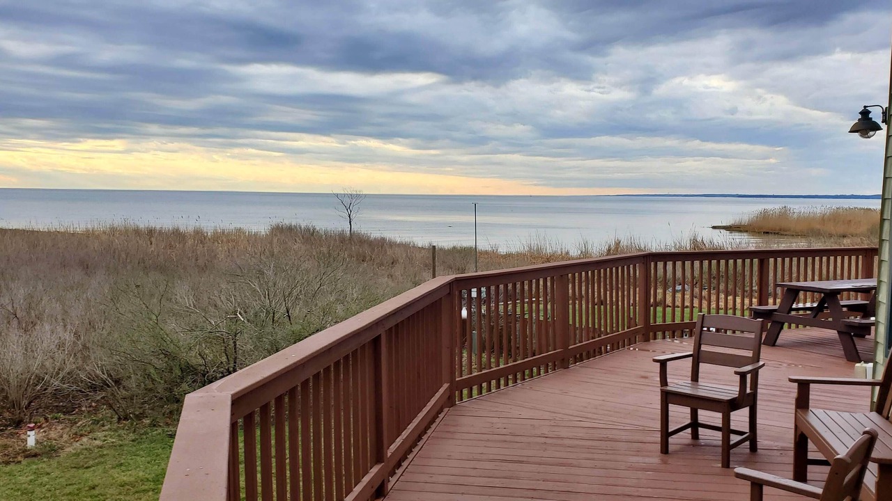 Photo of Patio Balcony in Shady Side