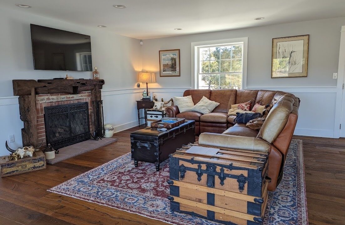 Photo of Livingroom in Taylors Island
