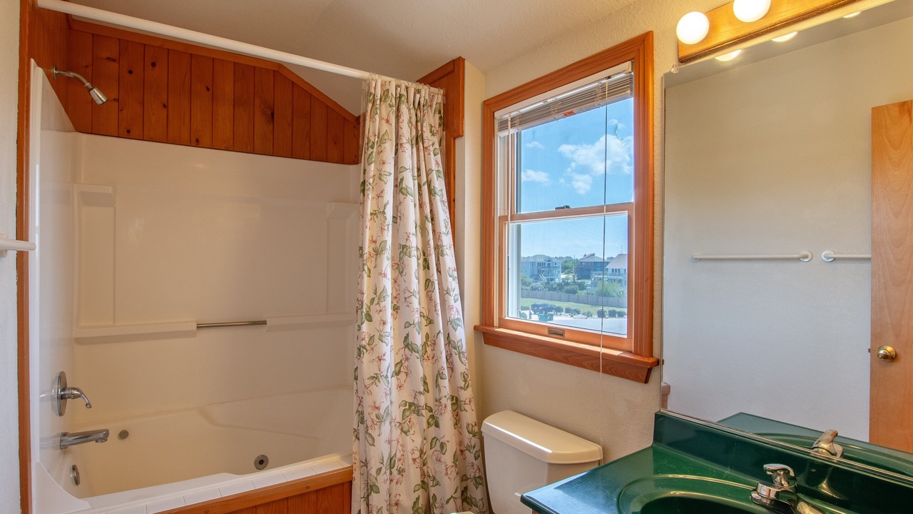 Photo of Bathroom in Ocean Sands