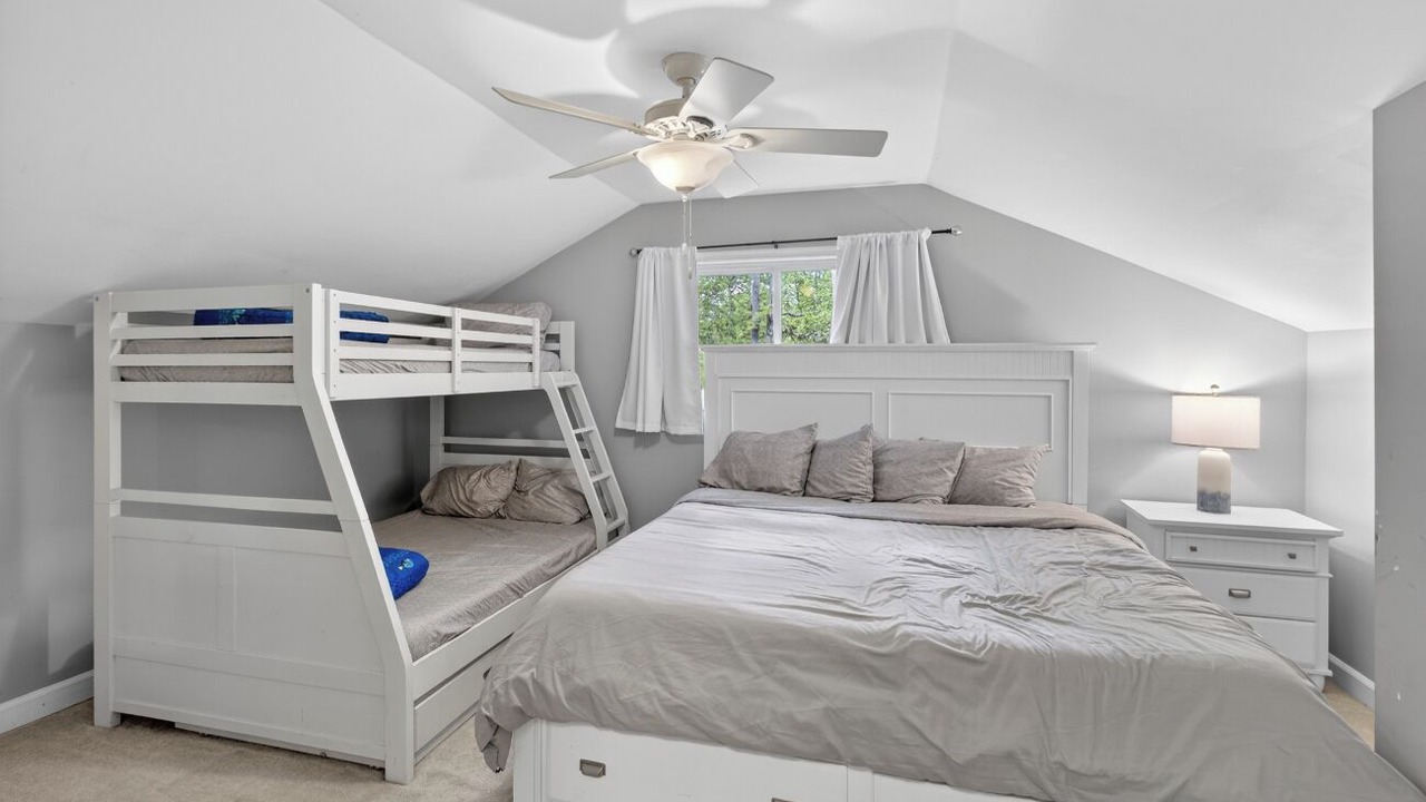 Photo of Bedroom in Locust Grove