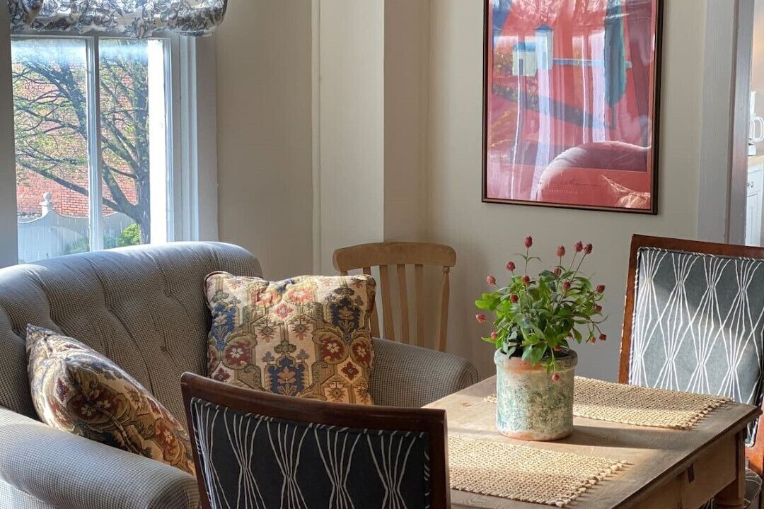 Photo of Livingroom in Old Town Winchester