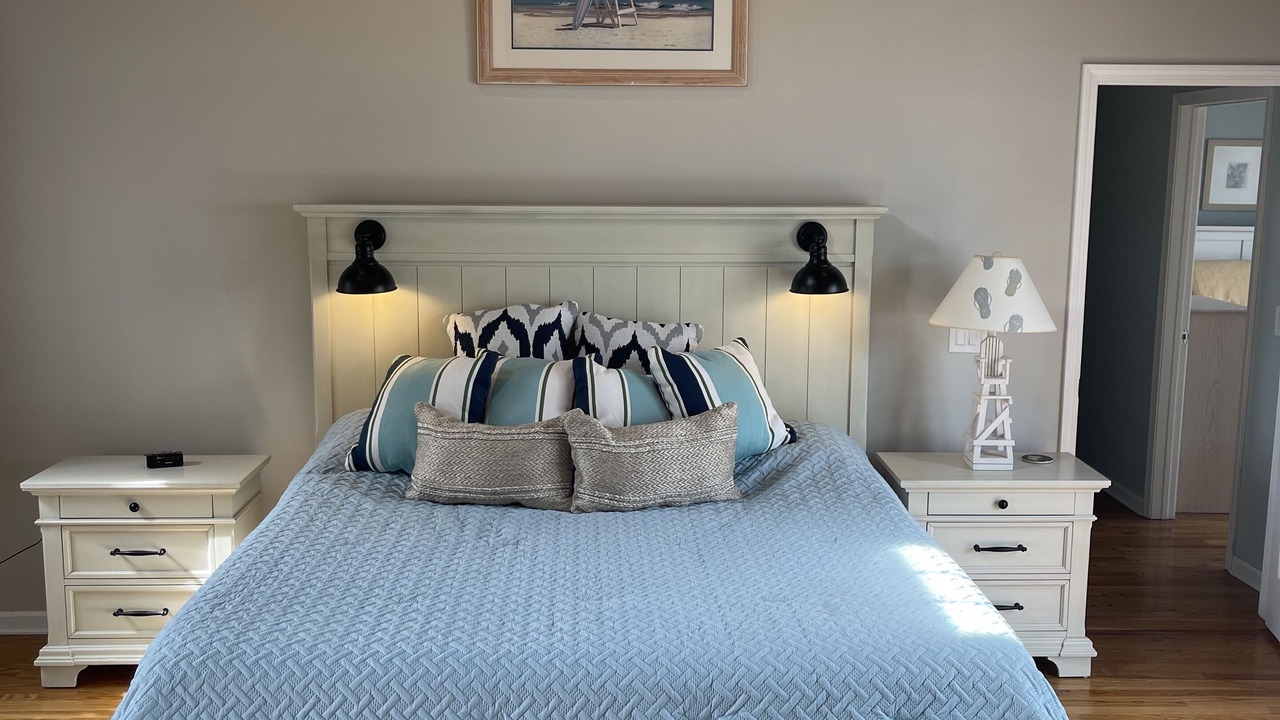 Photo of Bedroom in Mantoloking