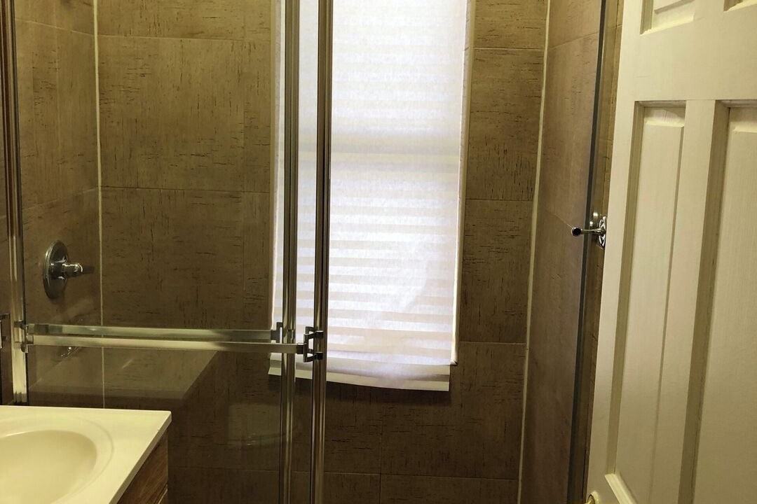 Photo of Bathroom in Ocean Parkway