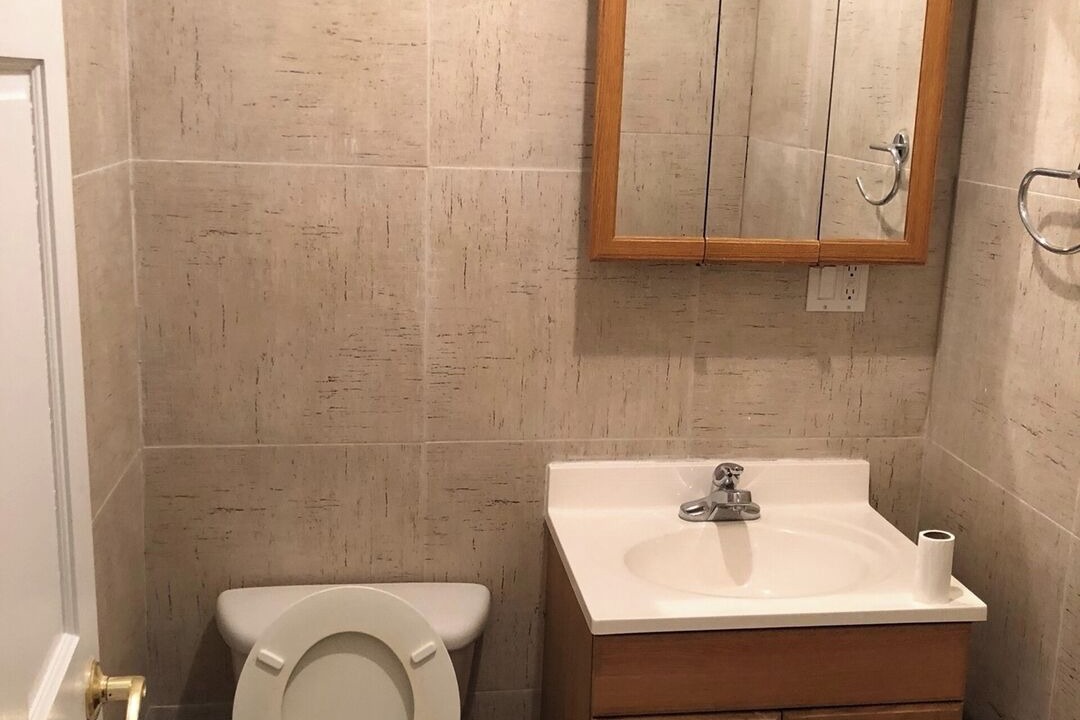 Photo of Bathroom in Ocean Parkway