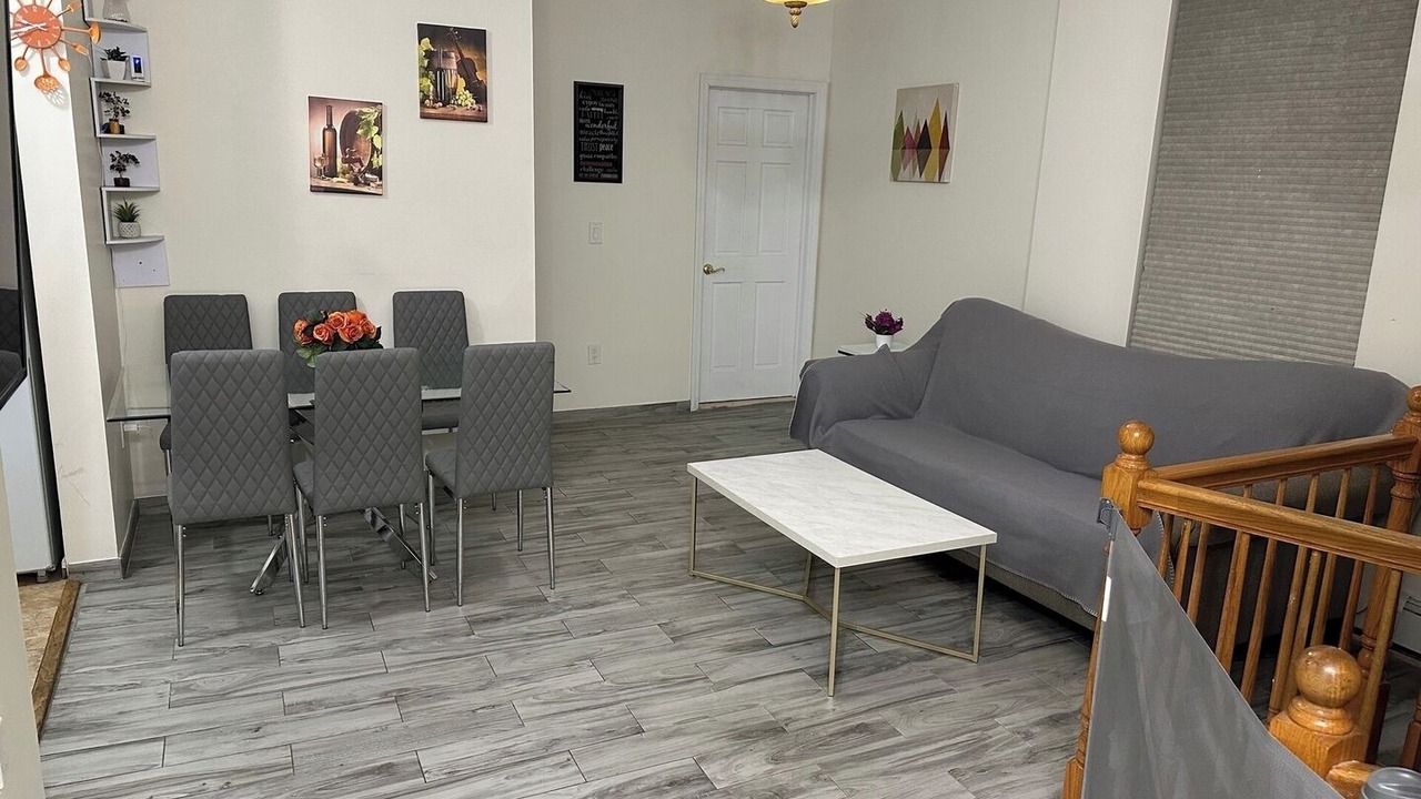 Photo of Livingroom in Ocean Parkway