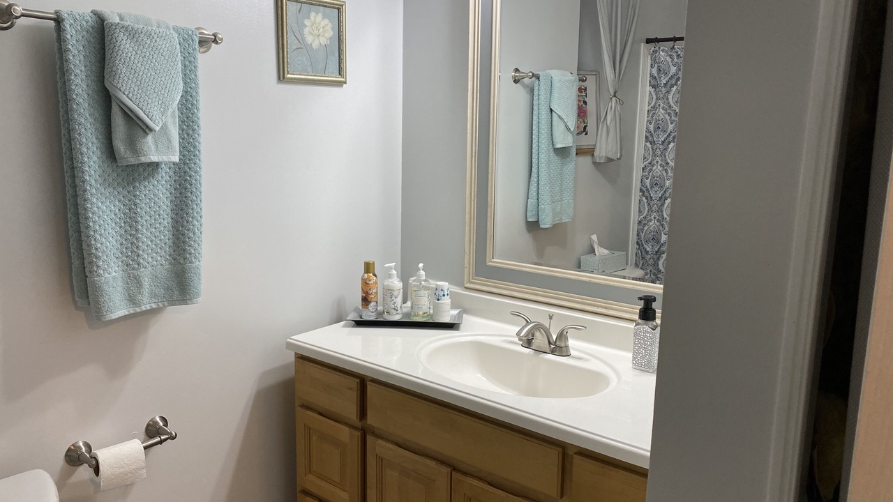 Photo of Bathroom in Kodak