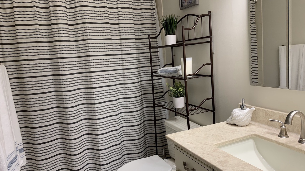 Photo of Bathroom in Ocean View