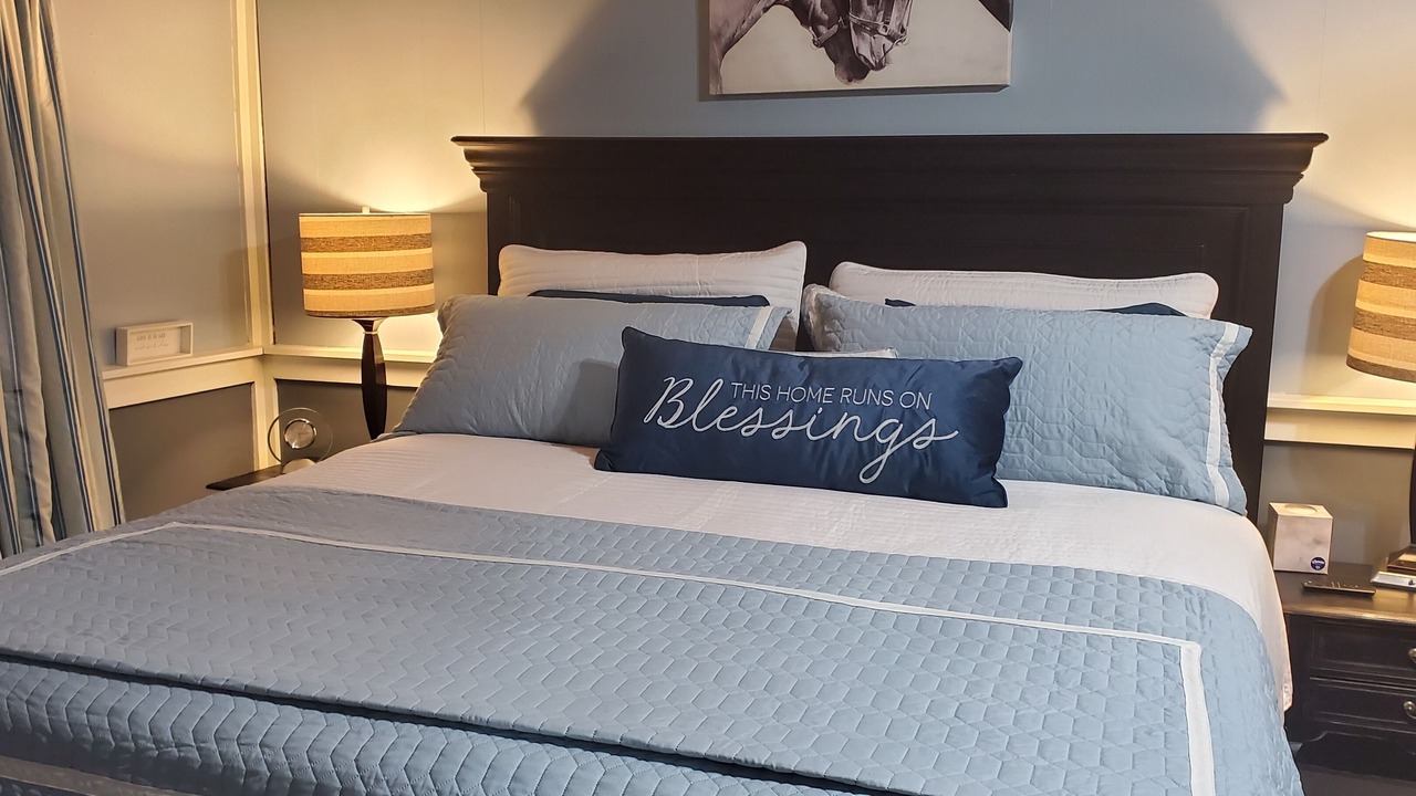 Photo of Bedroom in Lake of the Woods