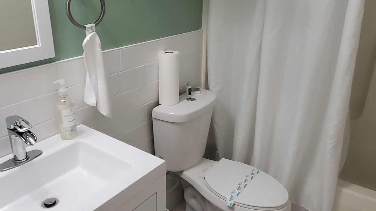 Photo of Bathroom in Lake of the Woods