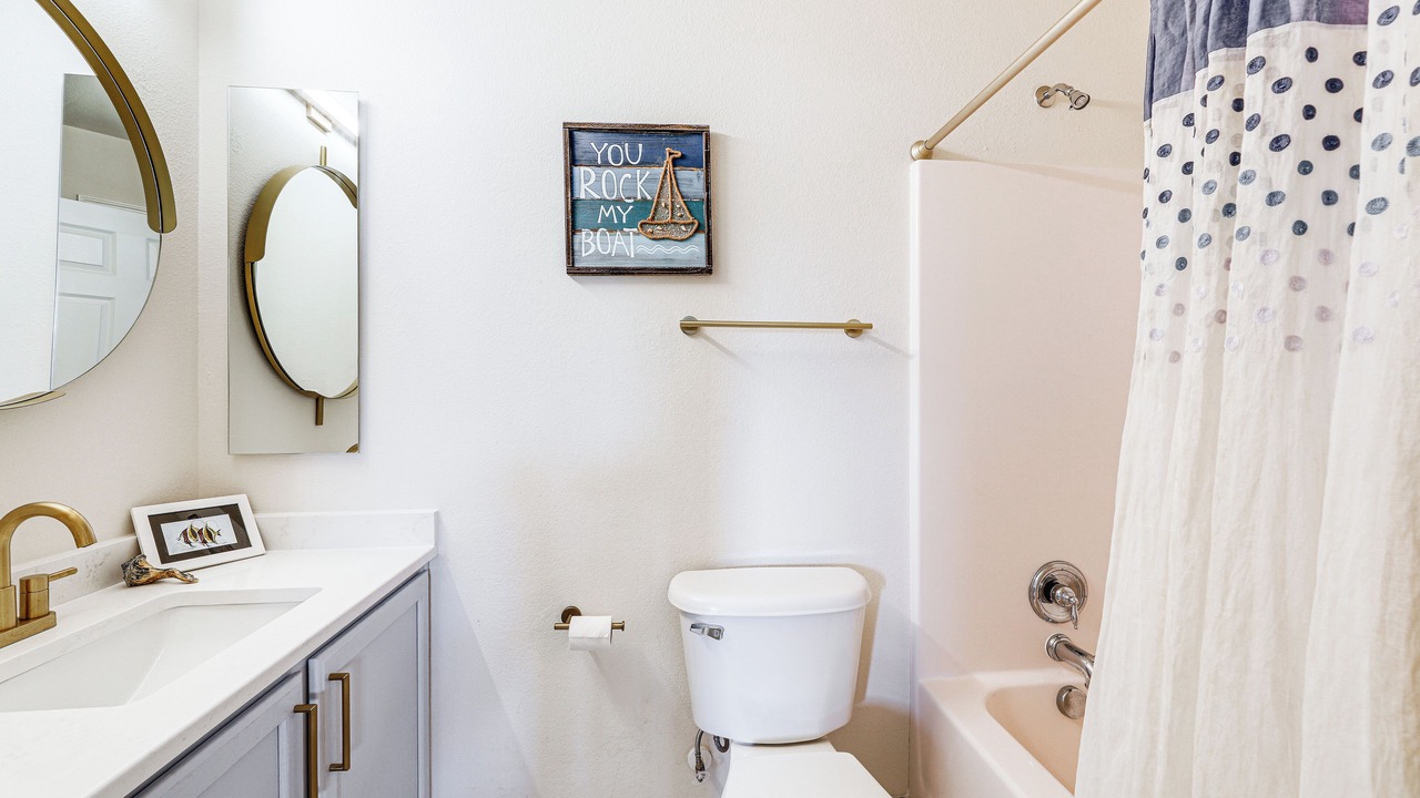 Photo of Bathroom in Ocean View