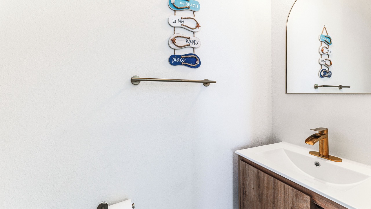 Photo of Bathroom in Ocean View