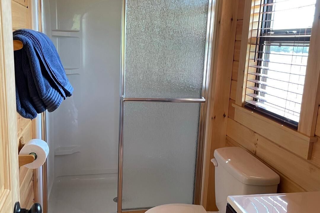 Photo of Bathroom in Scottsboro