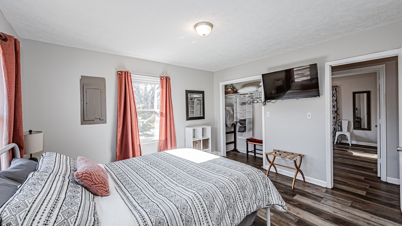 Photo of Bedroom in Wolftown