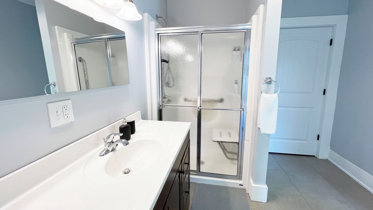 Photo of Bathroom in Winigan
