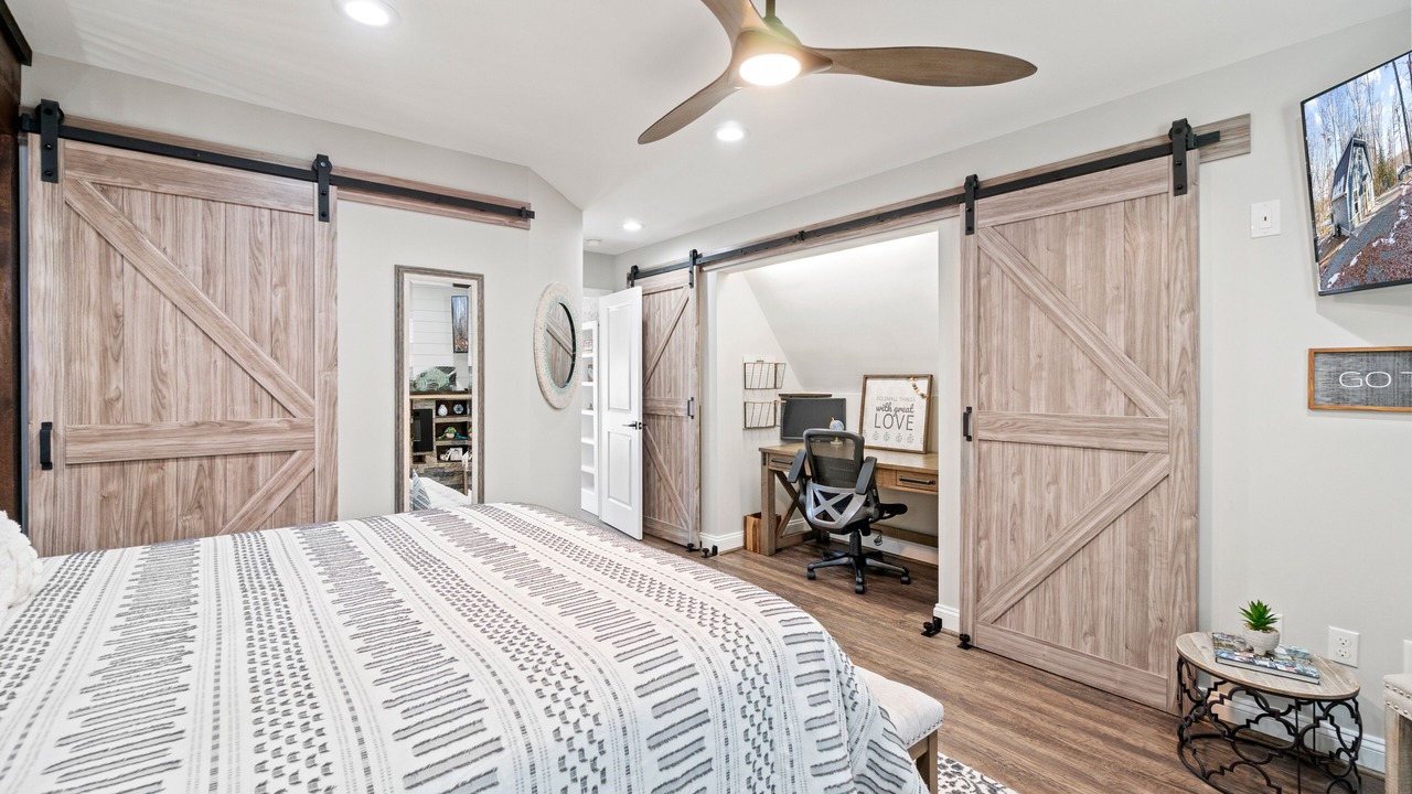 Photo of Bedroom in Locust Grove