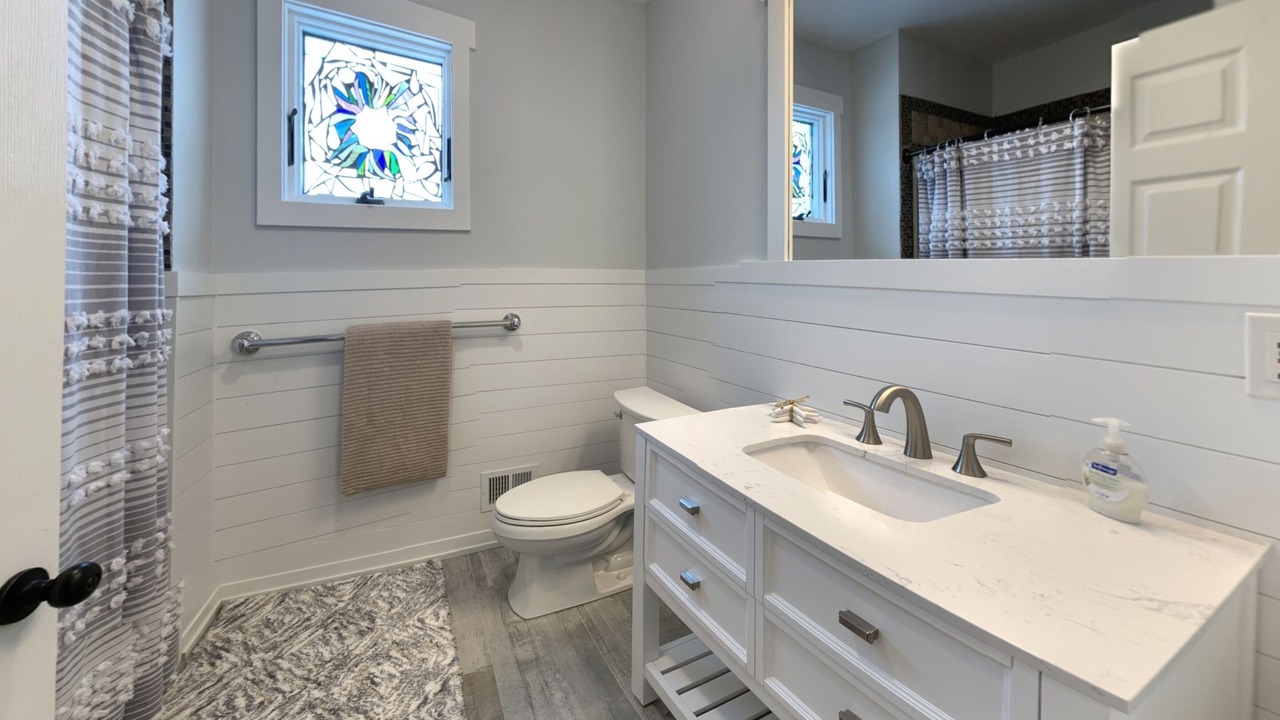 Photo of Bathroom in Beach Haven West