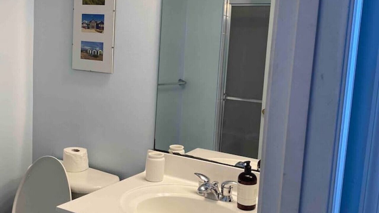 Photo of Bathroom in Sunset Island