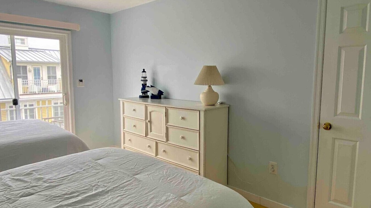 Photo of Bedroom in Sunset Island