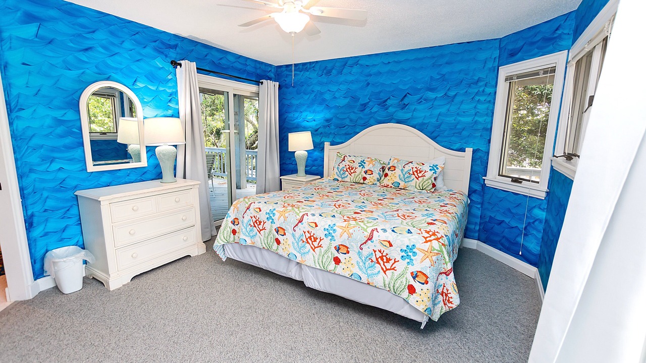 Photo of Bedroom in Monteray Shores