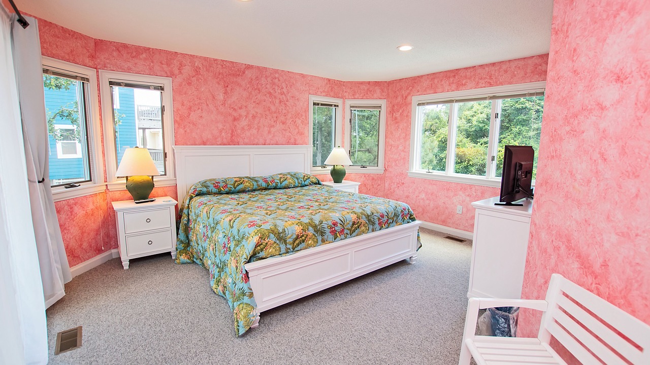 Photo of Bedroom in Monteray Shores