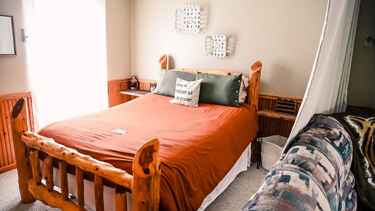 Photo of Bedroom in Keosauqua