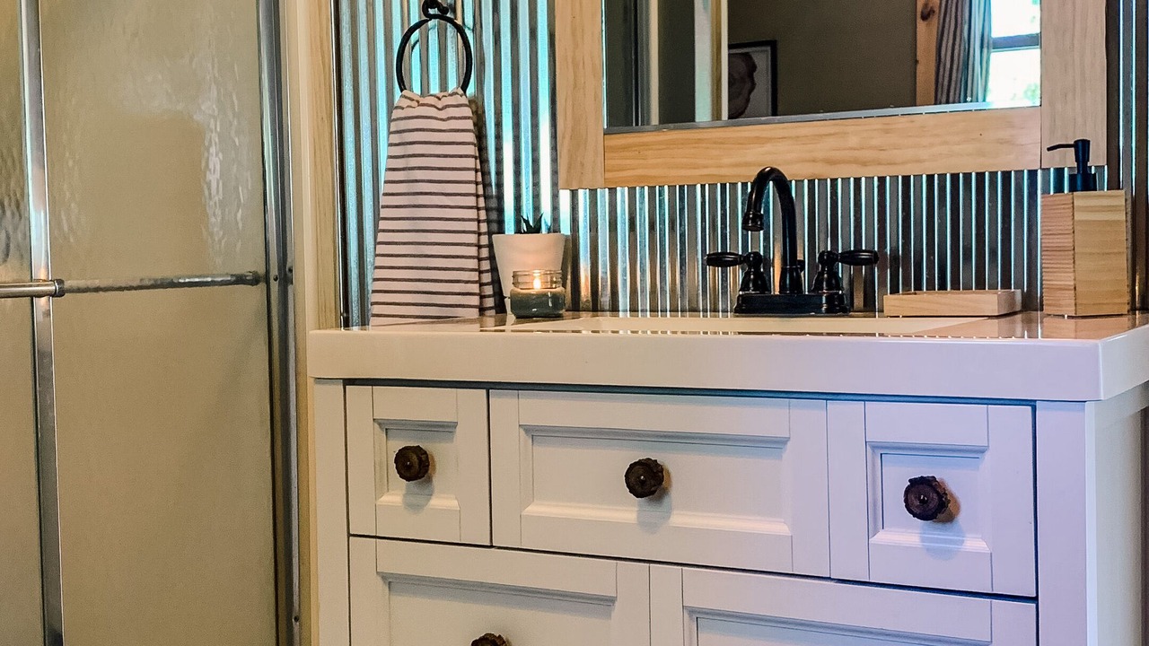 Photo of Bathroom in Keosauqua