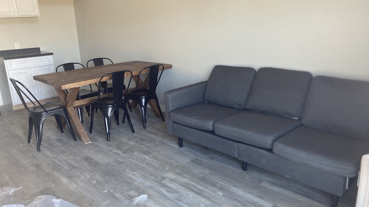 Photo of Livingroom in Monroe City