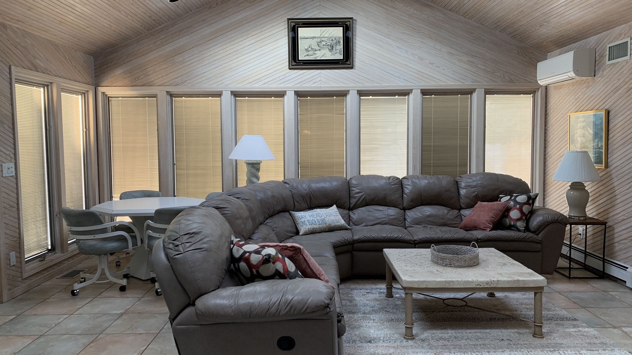 Photo of Bedroom in Mantoloking
