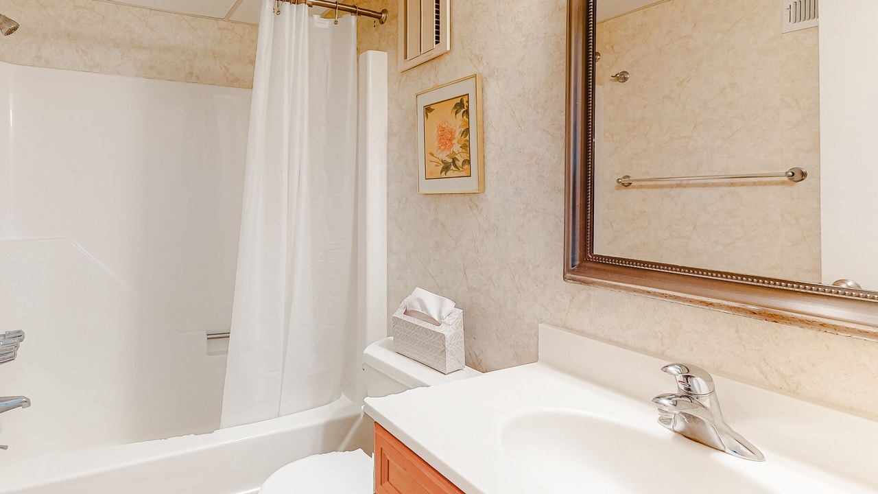 Photo of Bathroom in Midtown Ocean City