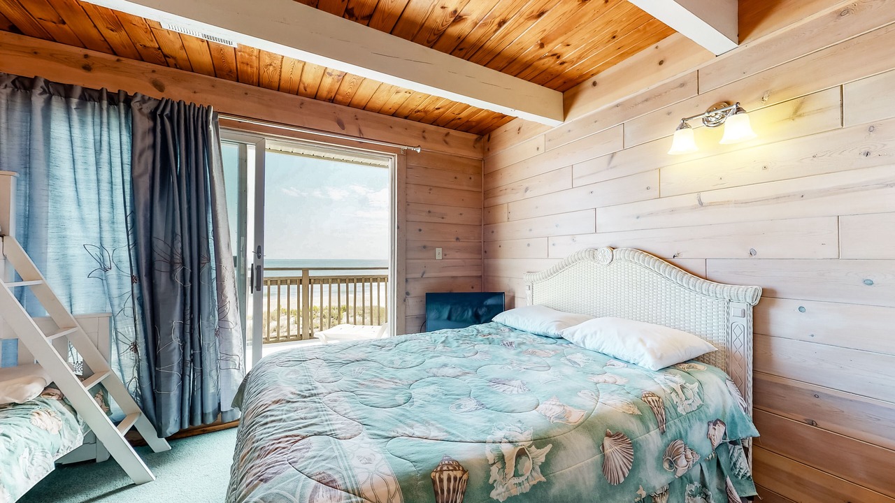 Photo of Bedroom in Midtown Ocean City