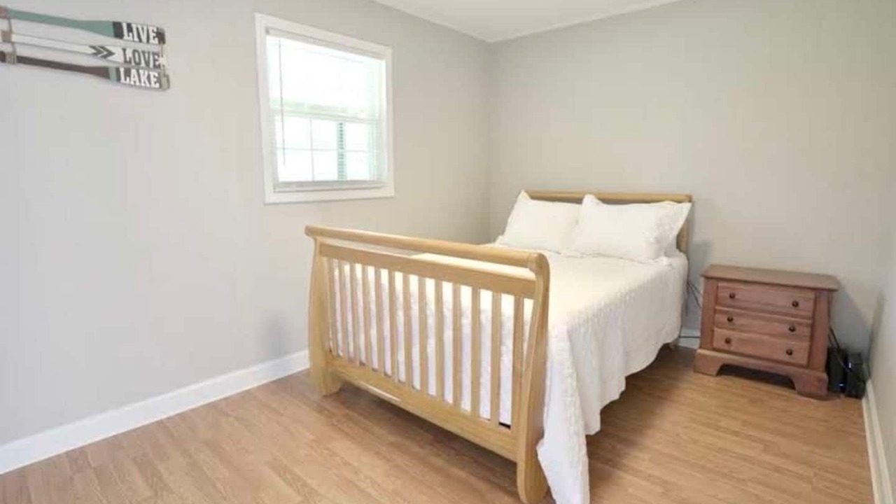 Photo of Bedroom in Ten Mile