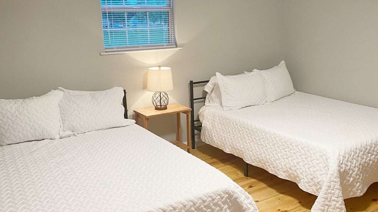 Photo of Bedroom in Ten Mile