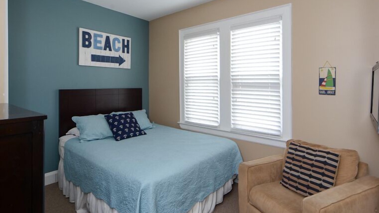 Photo of Bedroom in North End