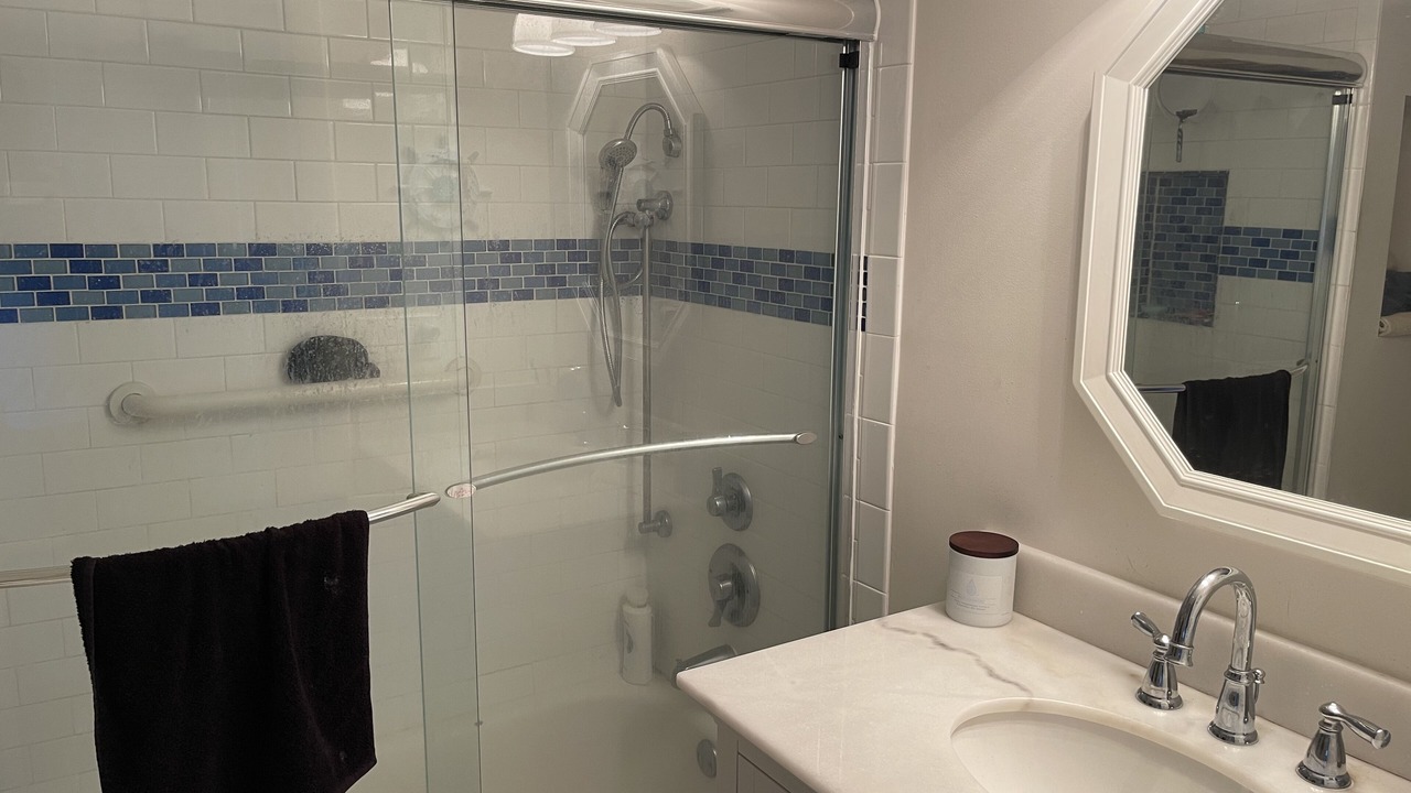 Photo of Bathroom in Stone Harbor