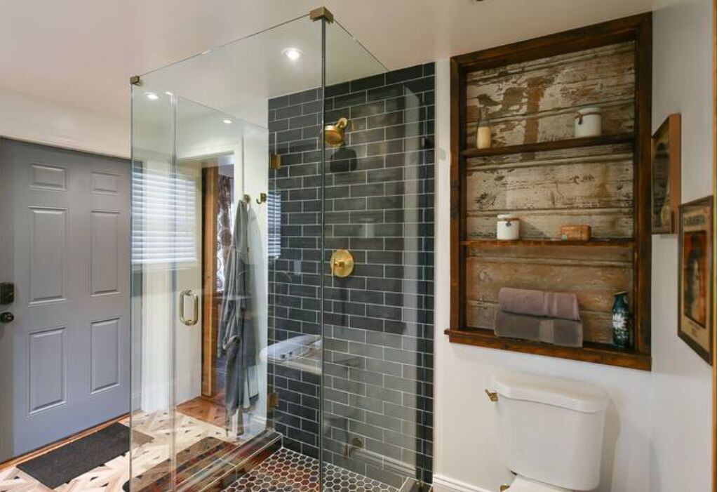 Photo of Bathroom in Berryville