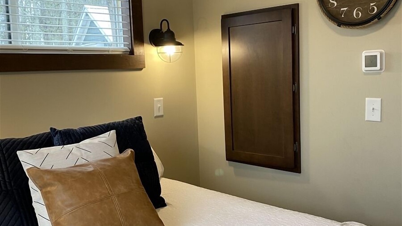 Photo of Bedroom in Gadsden